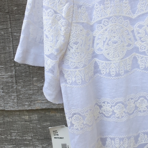 NWT N Touch Blouse lace Overlay White Pure Neck Round Short sleeves Size Small - Picture 9 of 10